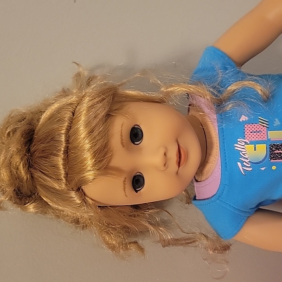American Girl Doll Courteny Moore 1986 - Picture 2 of 3